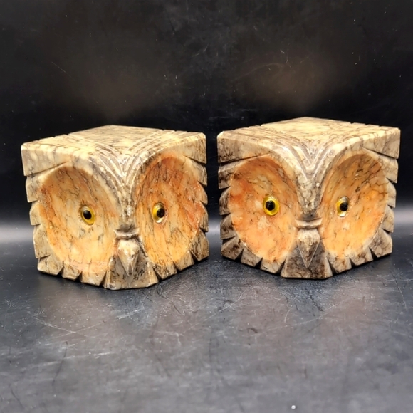Pair Of Hand Carved Alabaster Owl Bookends Paperweights Decor With Glass Eyes - Picture 14 of 14